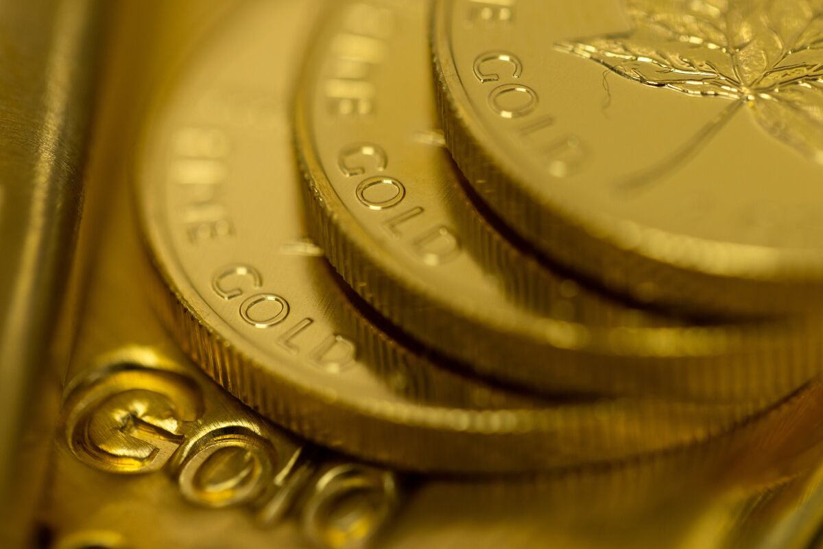 Oro imparabile: supera per la prima volta i 4500 dollari e segna un nuovo record