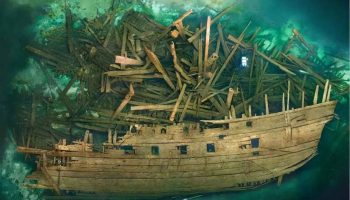 Il ritrovamento di una nave cerimoniale sotto il porto di Alessandria riscrive la storia sacra del I secolo