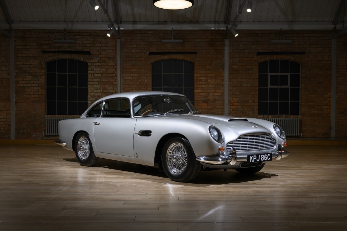 Kupio je Aston Martin DB5 za nešto više od 1.000 eura, ostavio ga zaboravljenog pola stoljeća i sada vrijedi više od milijuna detail 1
