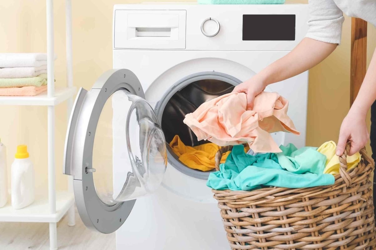 Plastična vrećica u perilici rublja: čemu služi i zašto se preporučuje? detail 1