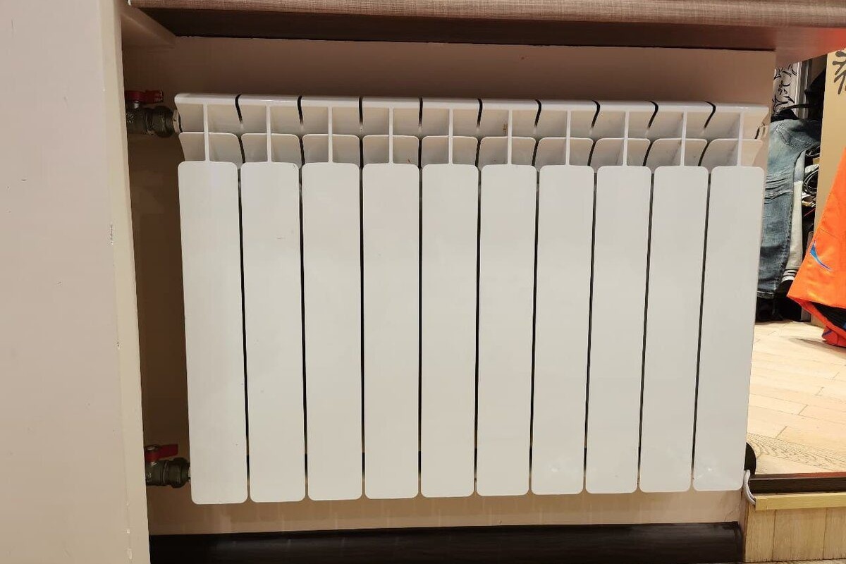 Stavim 1 list pod radijator – i ne 