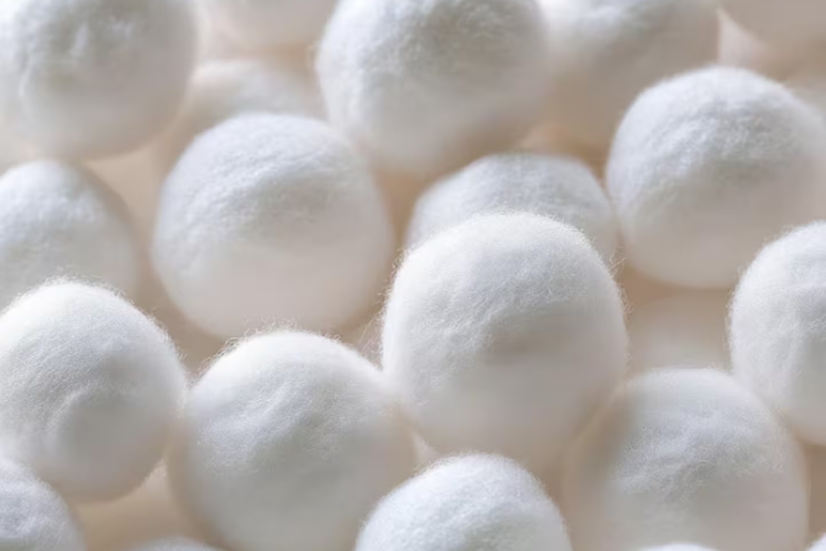 Trend: Zašto se u sve više domova ostavljaju vatice na prozorima detail 1