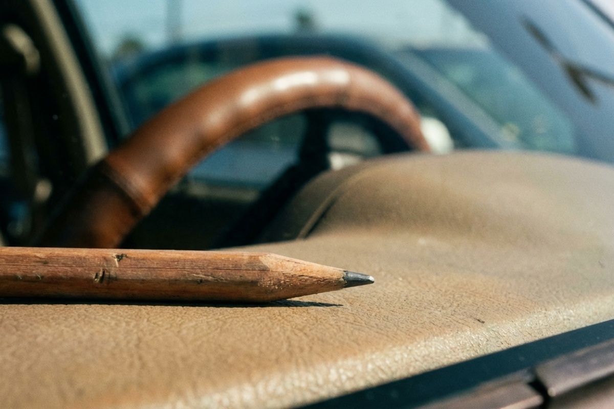 Zato iskusni vozači drže olovku u autu. Evo objašnjenja detail 1
