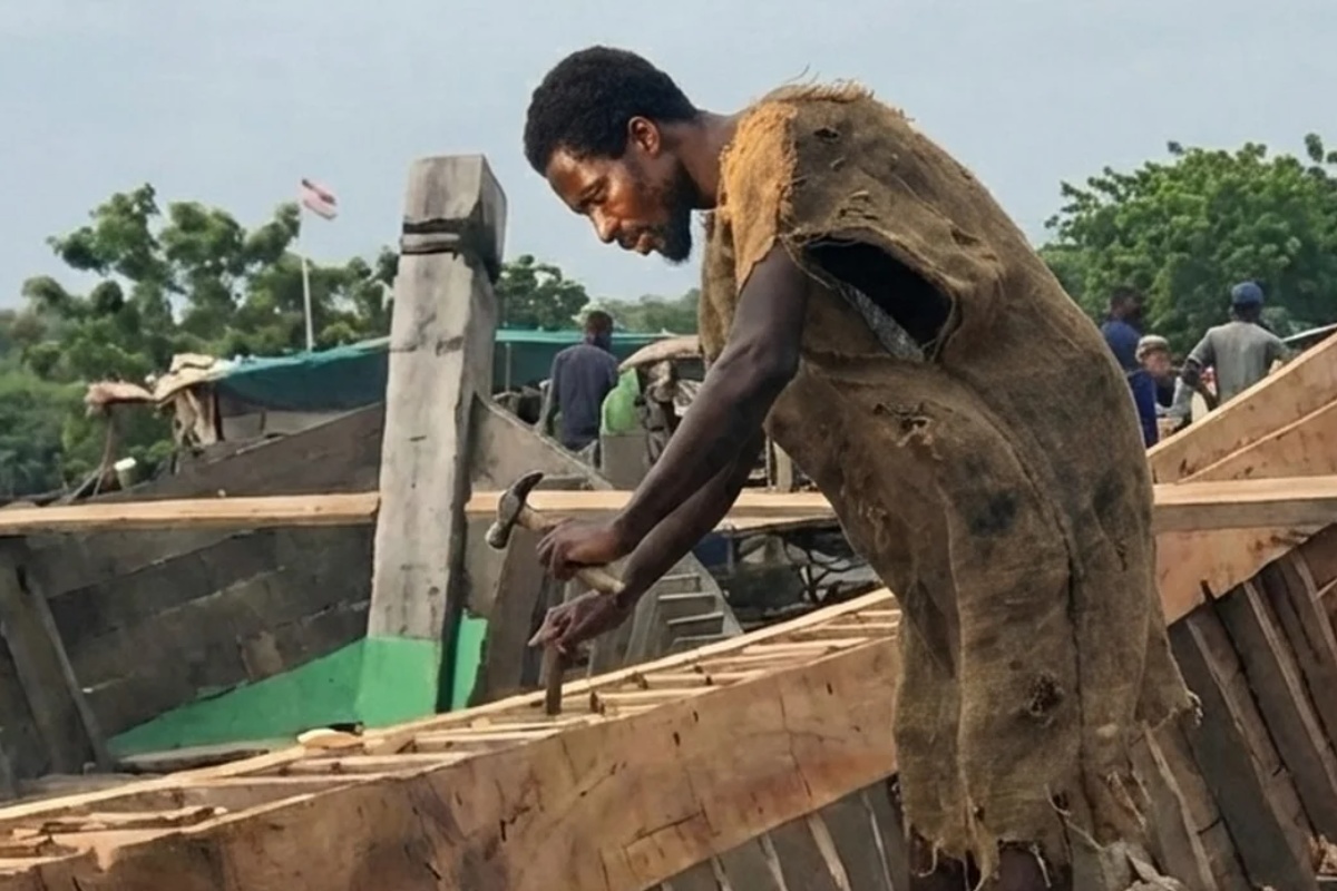 „Novi potop već 25. prosinca“: U Gani samoprozvani prorok izgradio osam arki i okupio tisuće ljudi detail 1