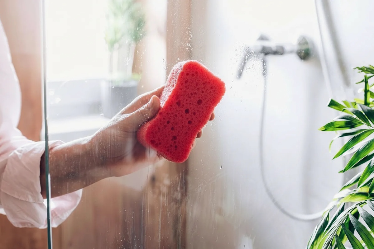 Tajna hotelskih sobarica o kojoj ne govore – tuš kabina će blistati kao nova detail 1