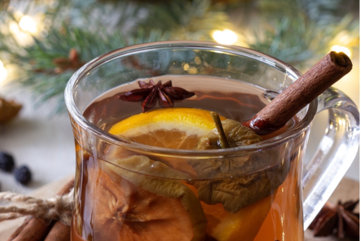 Zašto je kompot od suhog voća gorak? Krivac je 1 začin. Brzo ga izvadite iz lonca detail 1