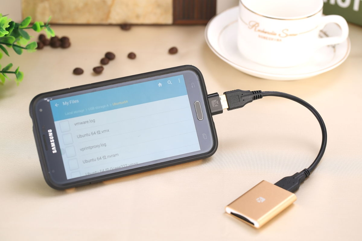 Zbogom računalu: evo kako prenijeti fotografije i datoteke s mobitela na USB stick detail 1