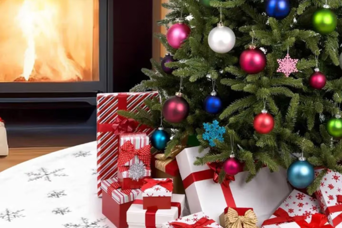 Ni zvijezda ni crvene kuglice: trend dodatak za božićno drvce 2025. detail 2