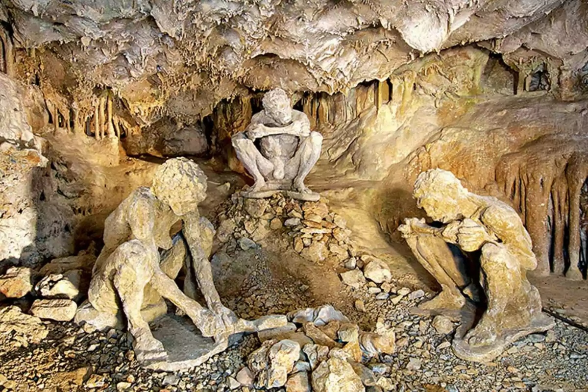 U Grčkoj je pronađena 300.000 godina stara lubanja koja nije ni ljudska ni neandertalska. detail 2