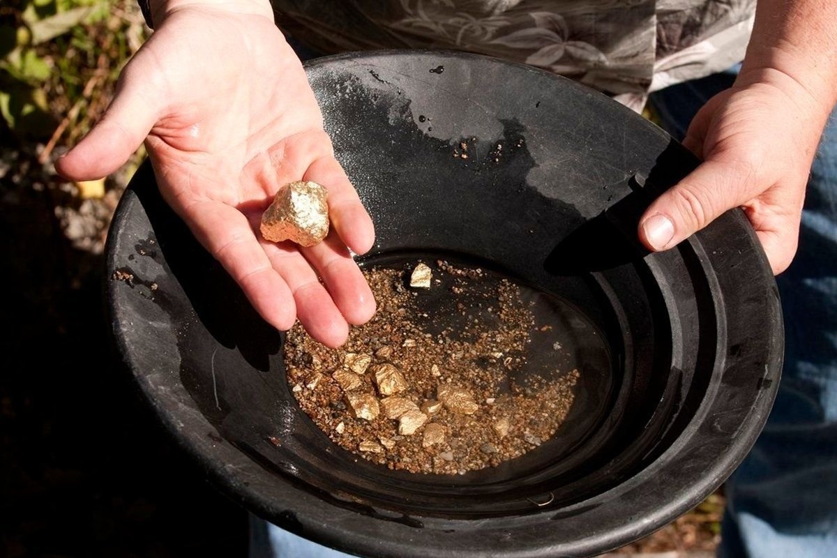 Upozorenje o zlatnoj groznici: Otkrivena rijeka puna zlata – Vrijedna skoro 10 milijardi dolara i sve iz jedne zemlje! Što to znači za svijet? detail 2