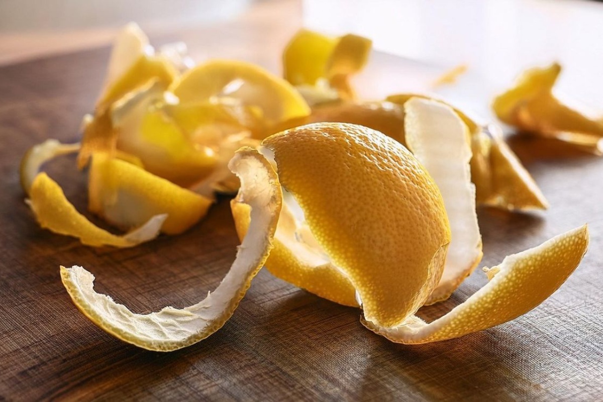 Pranje ruku korom limuna: zašto to činiti i koje su prednosti detail 2