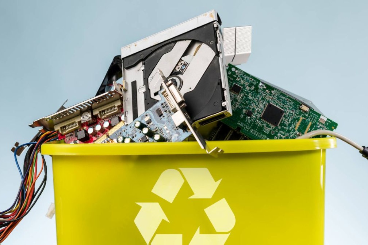 Svi ovo bacaju u smeće, ali sadrži 22-karatno zlato koje može vrijediti tisuće dolara detail 2