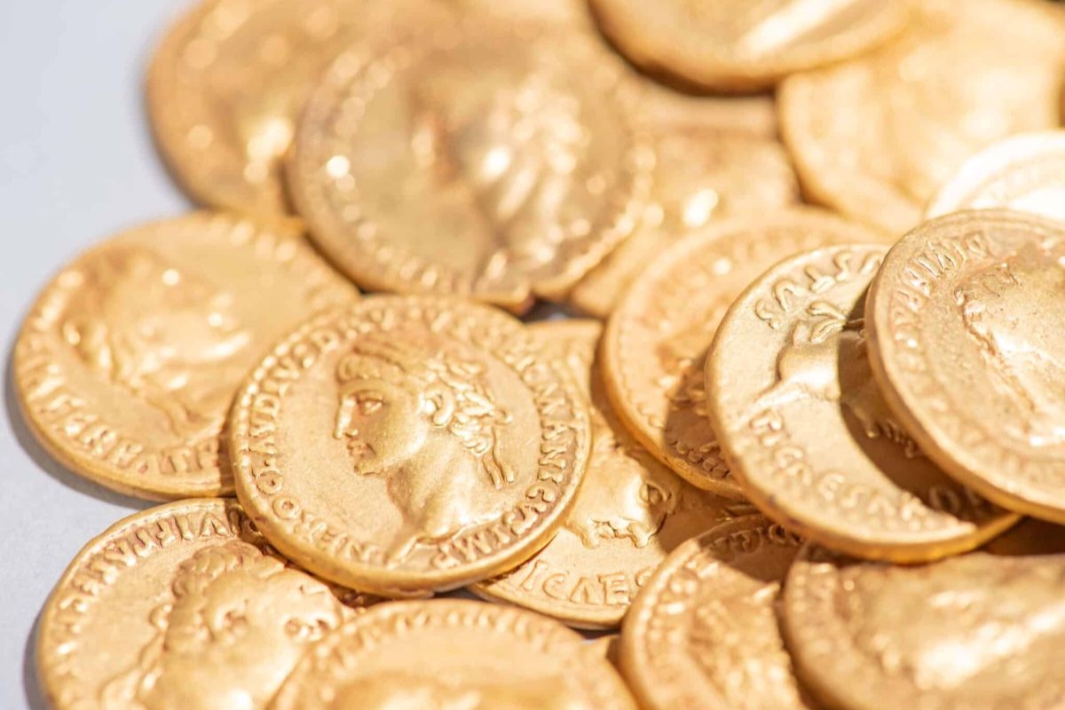 Otkriće stoljeća – Otkriveno 40.000 zlatnih kovanica skrivenih u posudama, podrijetlom iz jedne zemlje detail 2