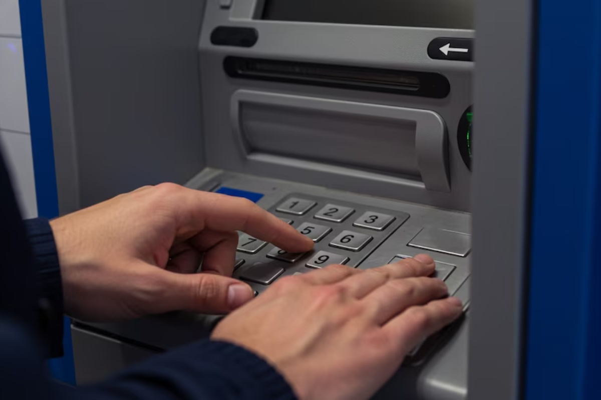 Od kloniranja kartica do špijunskih kamera: otkrijte najčešće prijevare na bankomatima detail 2