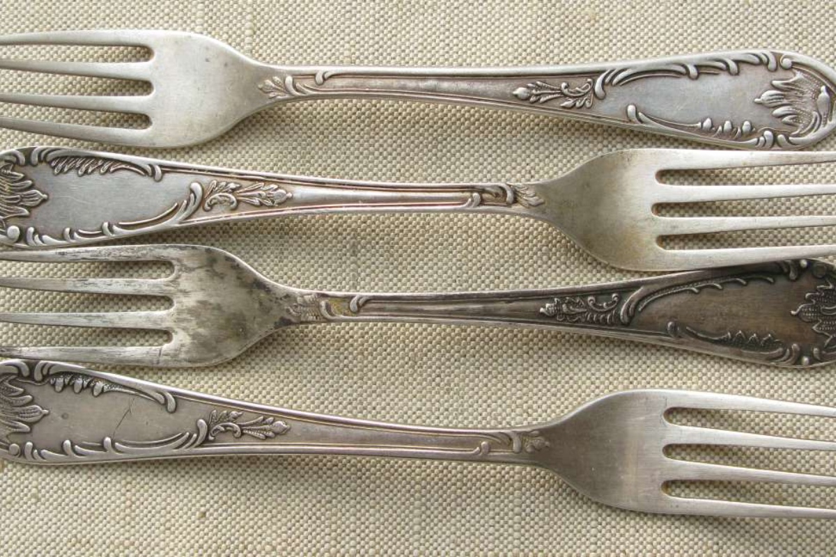 Koristeći staru vilicu, stvorite ovaj prekrasan božićni ukras s Djedom Božićnjakom detail 2