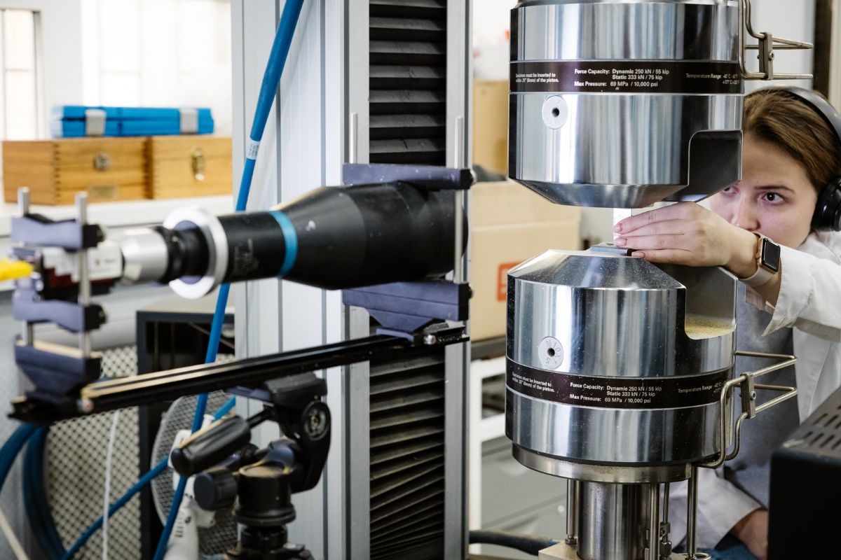 Stvoren je najtvrđi i najizdržljiviji metal na cijeloj planeti Zemlji: nalazi se u rukama jedne sile detail 2