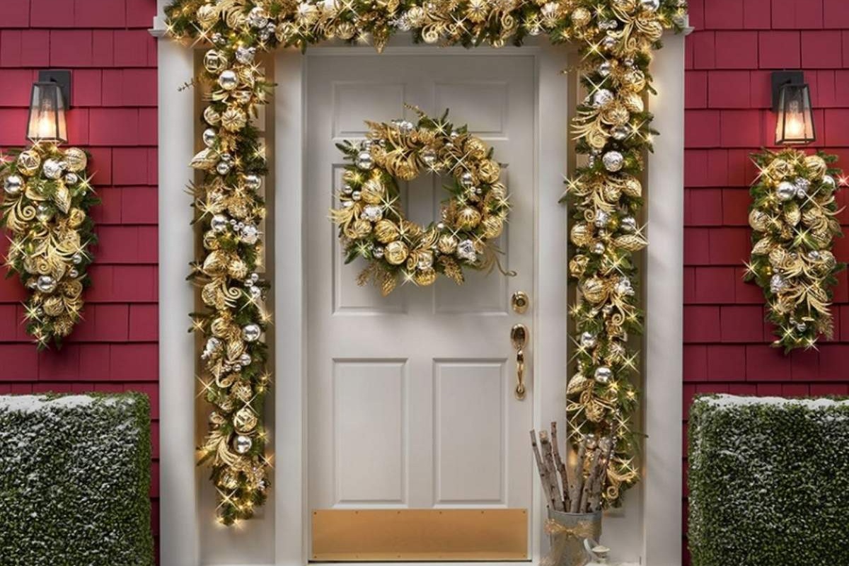 Niti crvena, niti zelena na ulaznim vratima za Božić: boja koja će biti u trendu 2025. godine detail 2