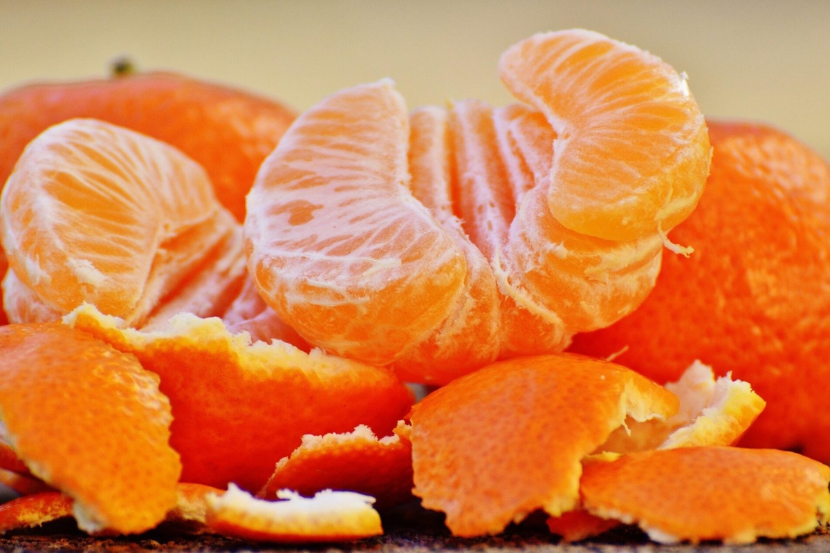 Prodavači na tržnici ne podnose ovaj trik: s mandarinom radim jednu stvar kako bih saznao je li slatka detail 2