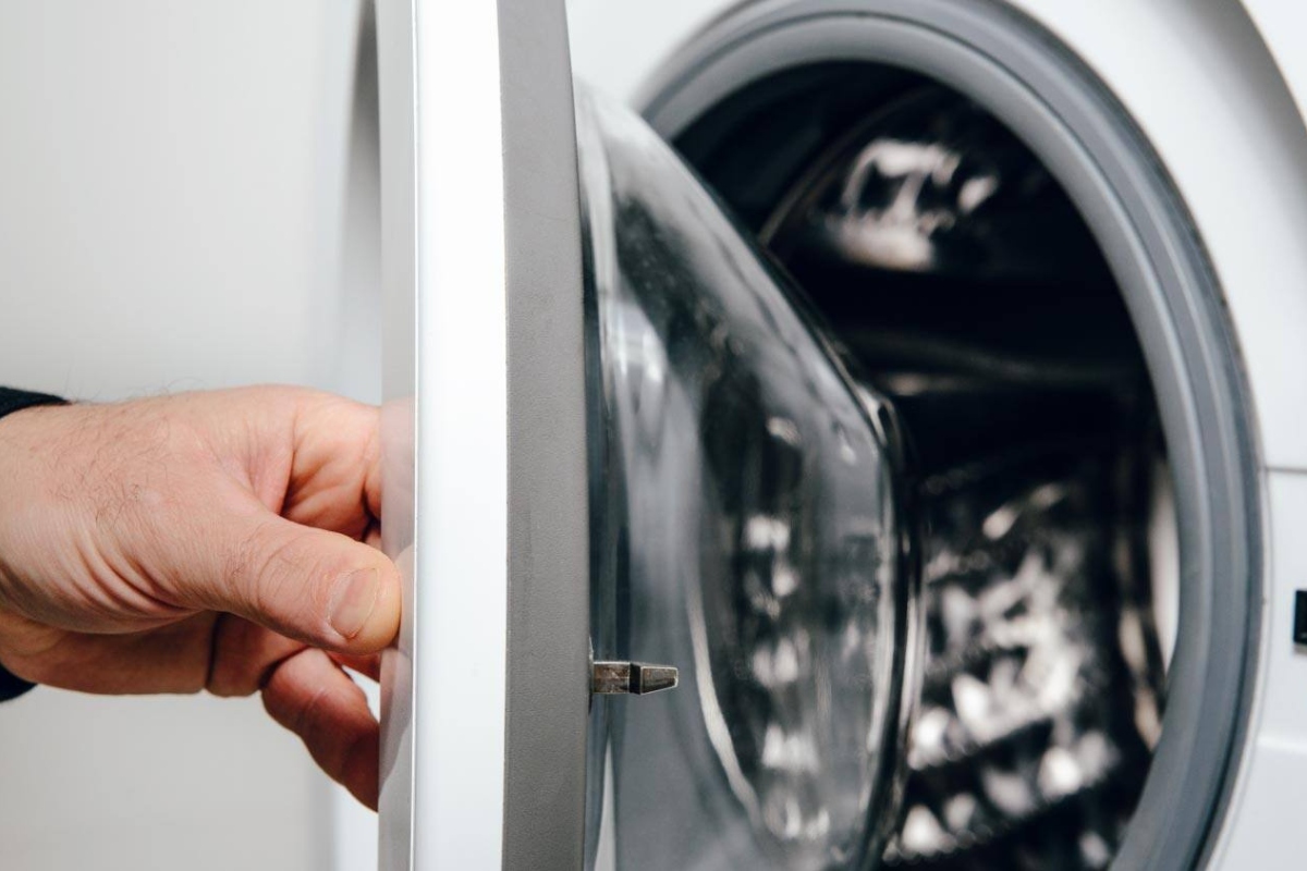 Ostavljanje vrata perilice rublja otvorenima nakon svakog pranja: pogreška koju mnogi Hrvati čine ne znajući detail 2