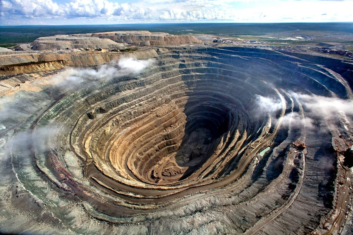 Prekretnica u povijesti rudarstva: u udaljenoj afričkoj zemlji pronađen jedan od najvećih dijamanata ikada viđenih detail 2