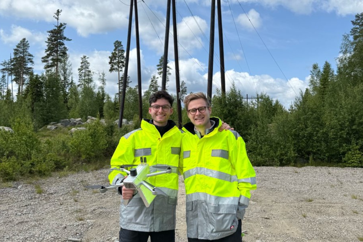 Ovaj dron ima beskonačnu autonomiju, a razlog je vrlo jednostavan: živi na električnoj mreži detail 2