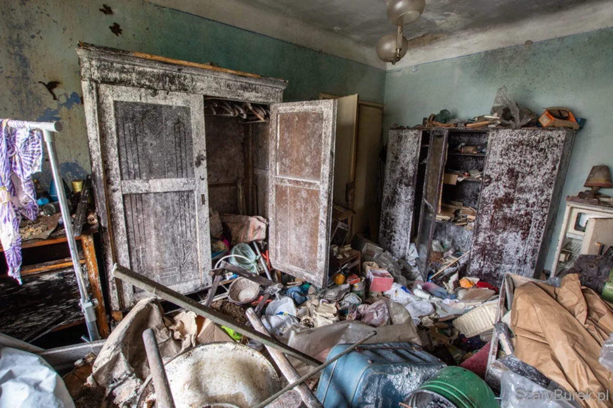 Ovakvo otkriće nisam očekivao u napuštenoj kući. To je pravi antikvitet detail 11