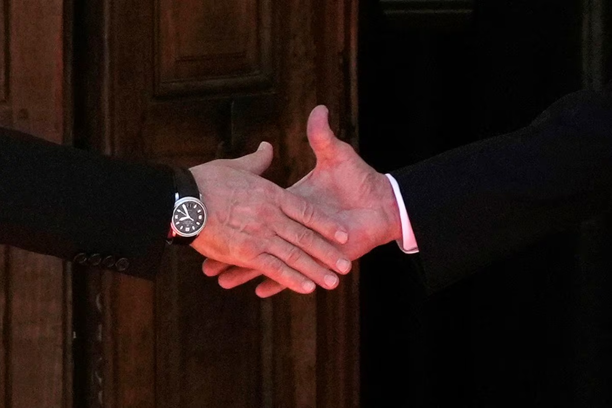 Što znači kada uvijek snažno stisnete ruku pri pozdravljanju, prema znanosti detail 3