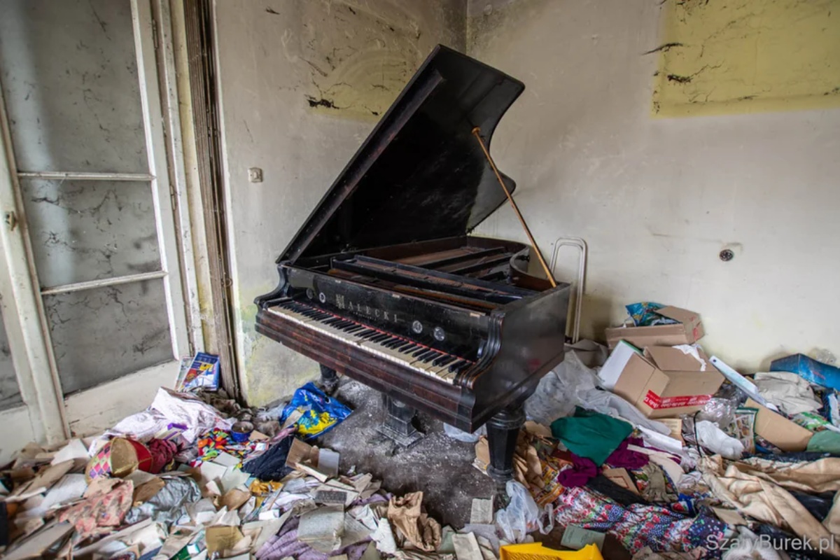 Ovakvo otkriće nisam očekivao u napuštenoj kući. To je pravi antikvitet detail 6