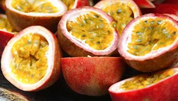 Přínos marakuji – ovoce, které pomáhá lépe spát.