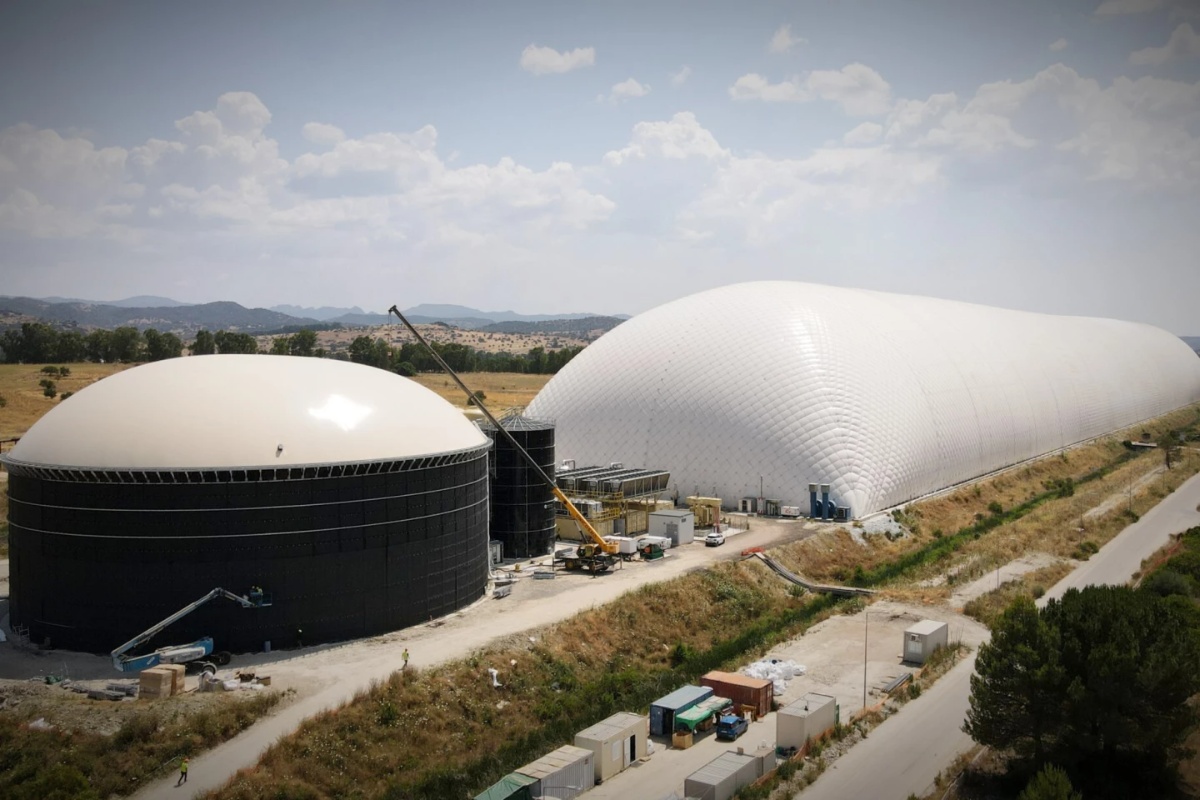 Google brzo postavlja goleme CO2 baterijske objekte koji pohranjuju 200 megavat-sati energije