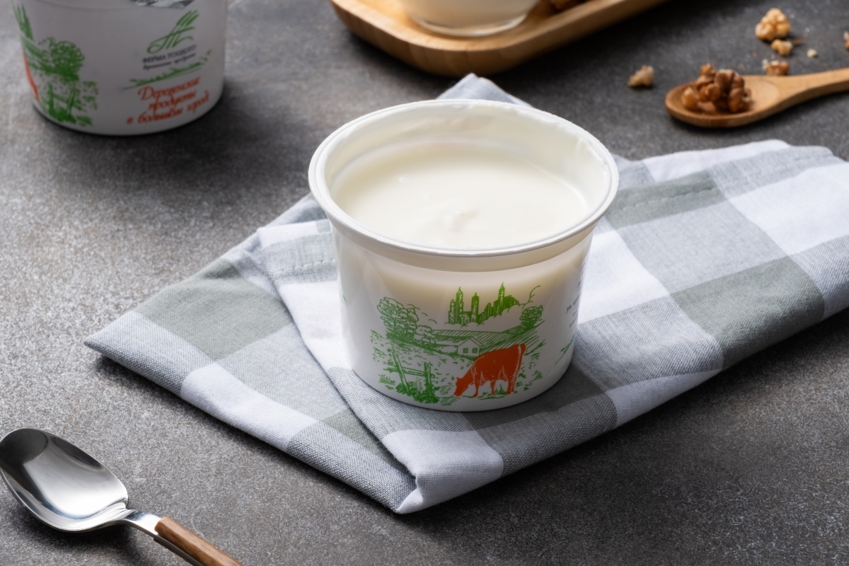 Domaći jogurt je super zdrav i hranjiv. Jedite ga redovito i vaša će crijeva napokon početi dobro raditi