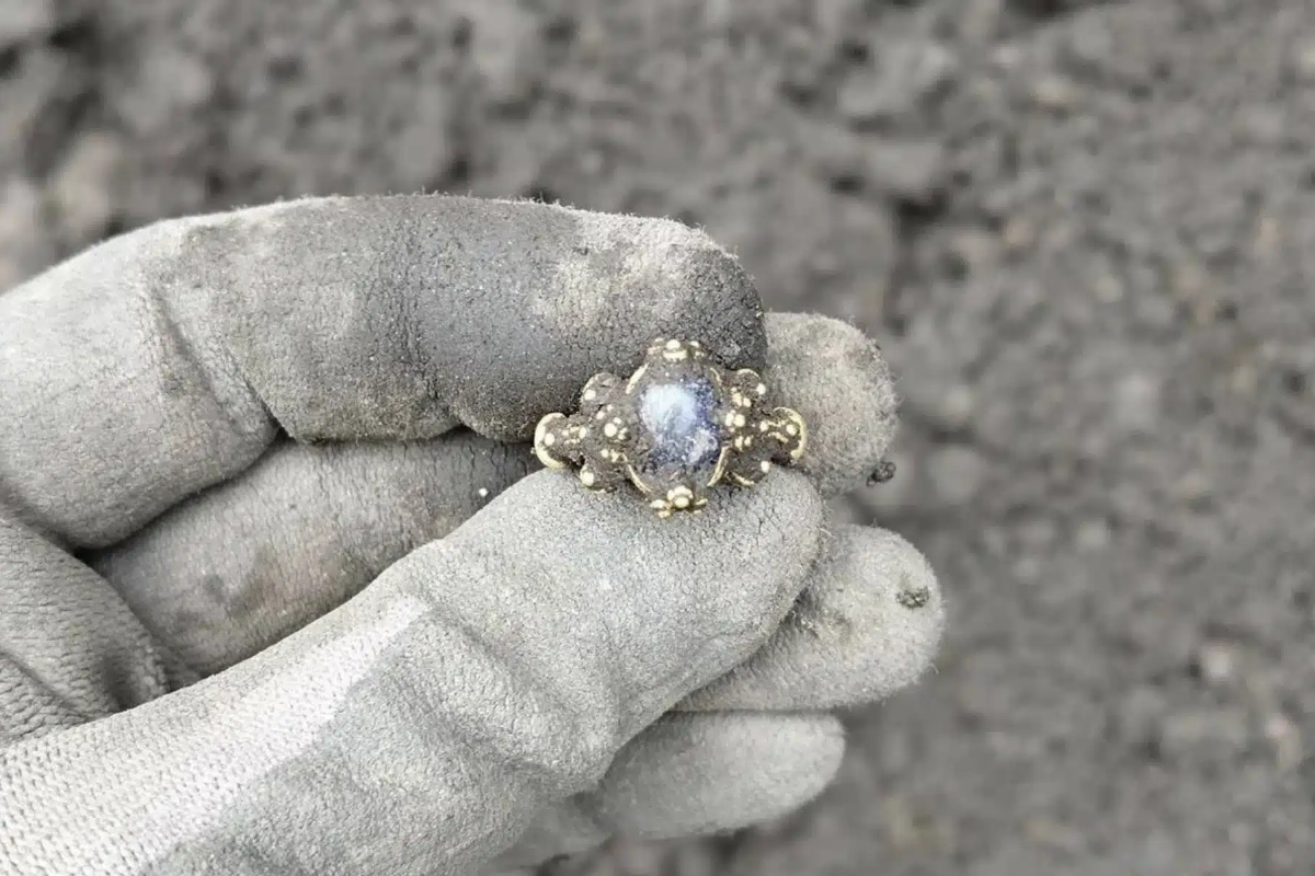 Tajna stara nekoliko stoljeća. Otkrili blago s magičnim svojstvima. detail 1