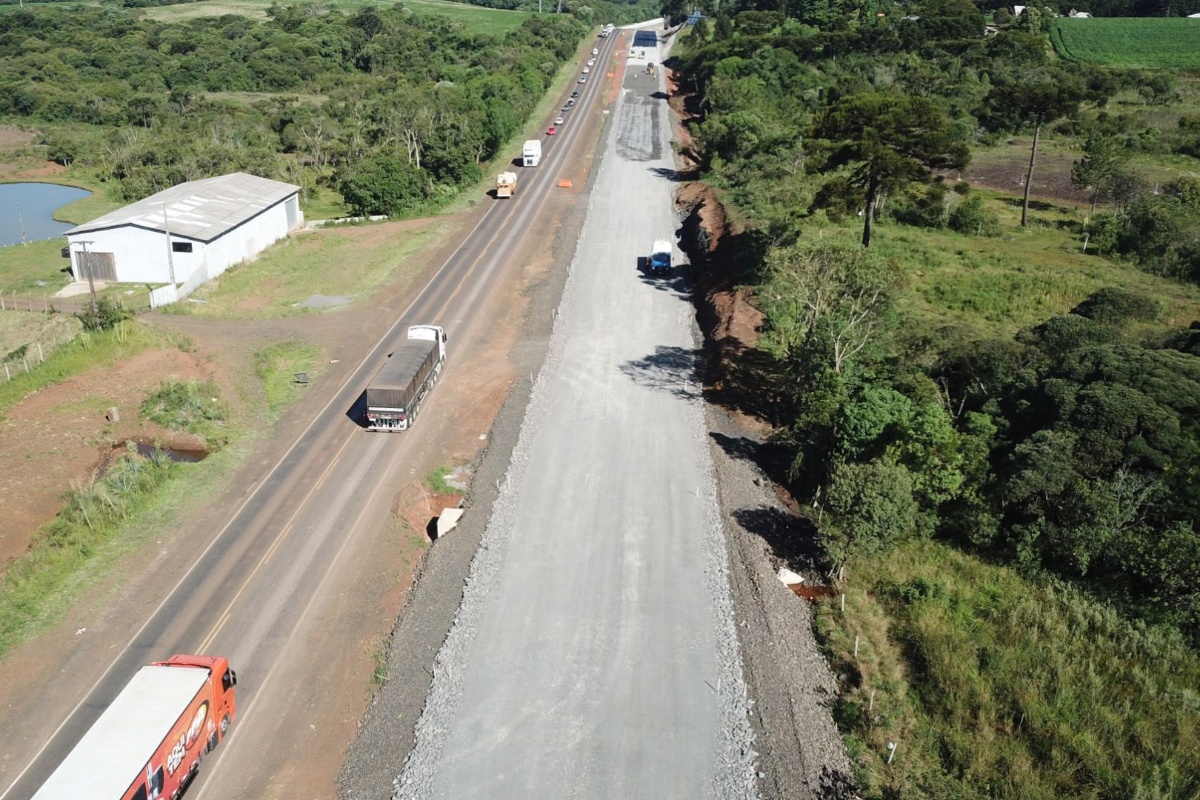 Ujedinjeni Arapski Emirati grade najveću svjetsku stratešku rezervu desalinizirane vode, pohranjujući više od 20 milijardi litara pod zemljom i mijenjajući naftu za vodnu sigurnost u pustinji. detail 1