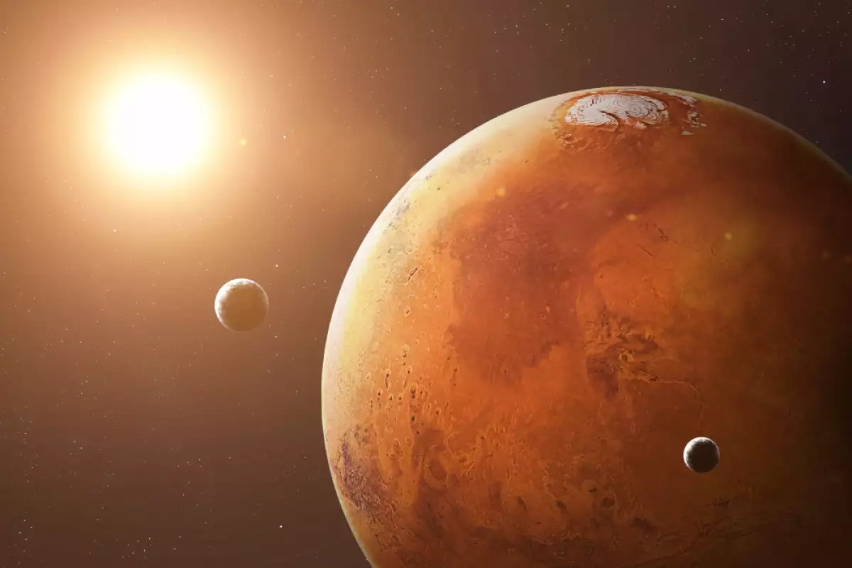 Izgledalo je kao još jedna fotografija Marsovog južnog pola, a onda su se pojavile stotine crnih točaka: Netko iz ESA-e rekao je,