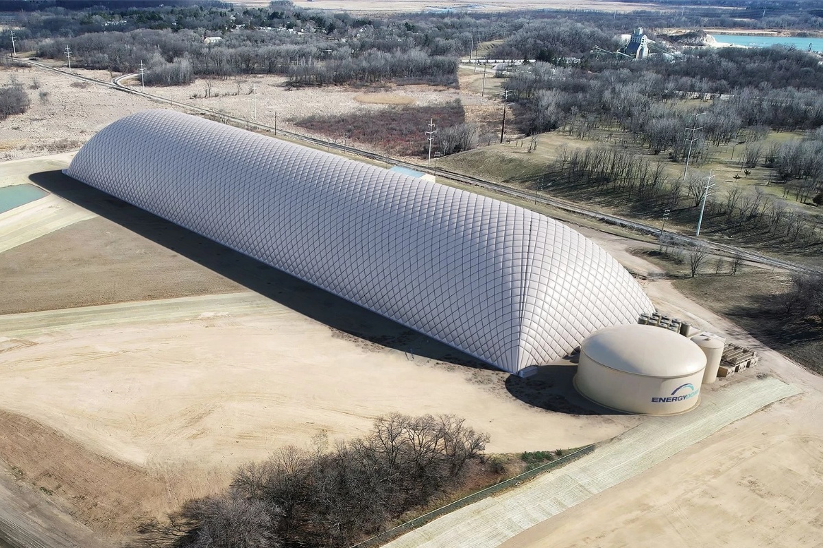 Google brzo postavlja goleme CO2 baterijske objekte koji pohranjuju 200 megavat-sati energije